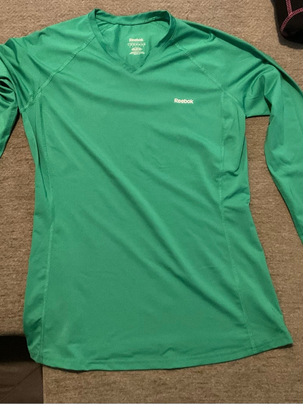 Reebok Women's Green Long-Sleeve Performance Top Large